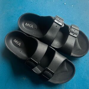 MIA Black Buckle Sandals